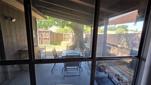 2103 Prairie Creek Trail, Garland, TX 75040