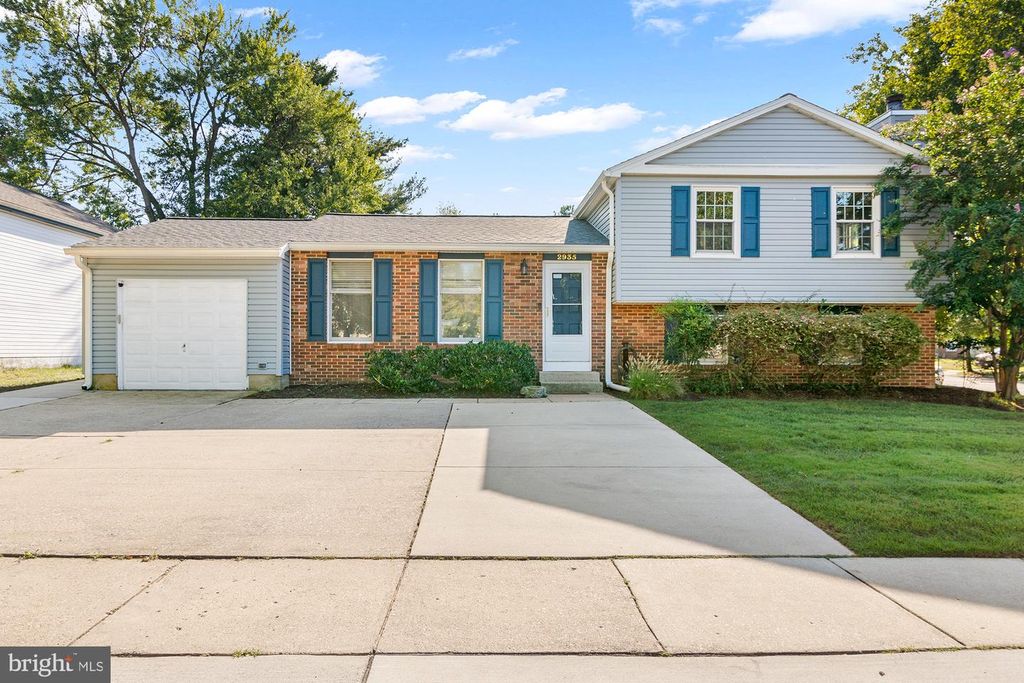 2935 BEAVER BROOK CT, Pasadena, MD 21122