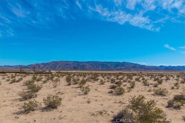 3888 Desert Heights Drive, 29 Palms, CA 92277