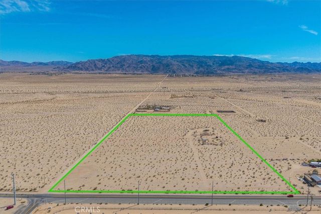 3888 Desert Heights Drive, 29 Palms, CA 92277