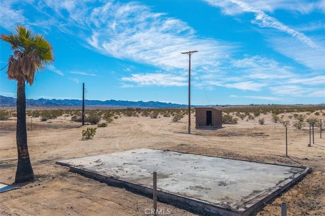 3888 Desert Heights Drive, 29 Palms, CA 92277