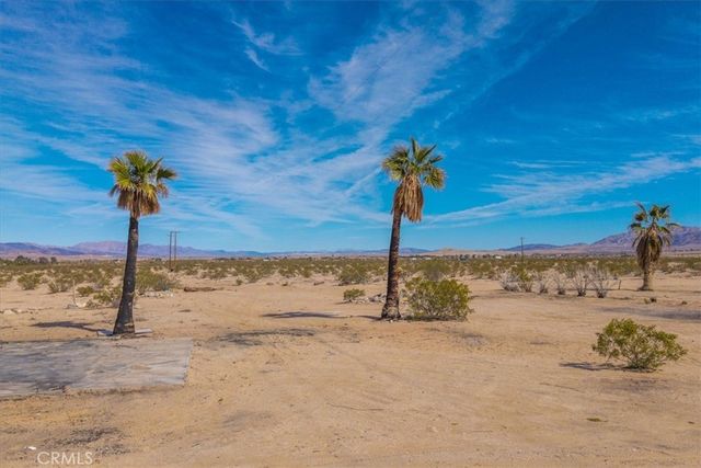3888 Desert Heights Drive, 29 Palms, CA 92277