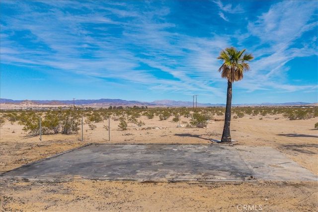 3888 Desert Heights Drive, 29 Palms, CA 92277
