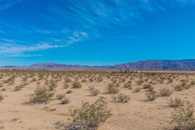 3888 Desert Heights Drive, 29 Palms, CA 92277