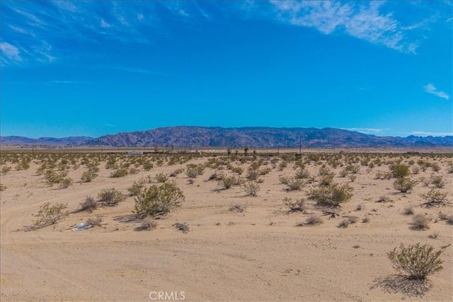 3888 Desert Heights Drive, 29 Palms, CA 92277