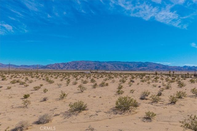 3888 Desert Heights Drive, 29 Palms, CA 92277