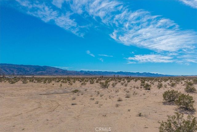 3888 Desert Heights Drive, 29 Palms, CA 92277