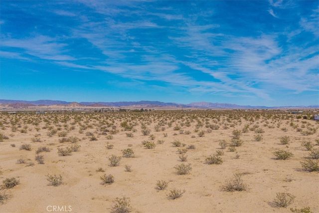 3888 Desert Heights Drive, 29 Palms, CA 92277