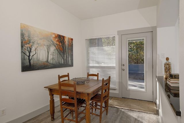 182 N Valley Oaks Circle, The Woodlands, TX 77382