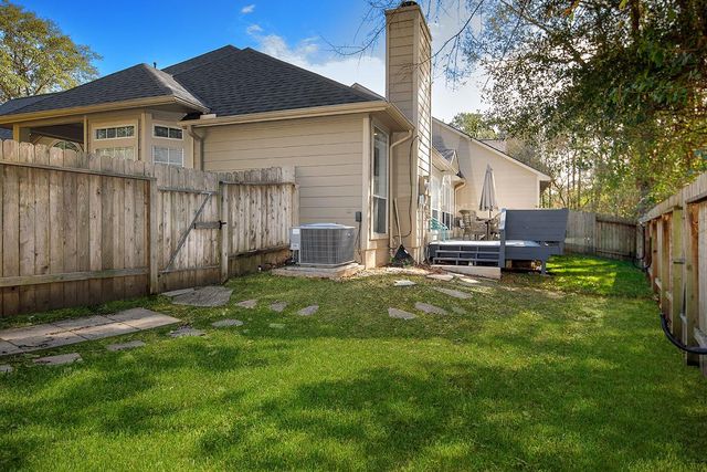 182 N Valley Oaks Circle, The Woodlands, TX 77382