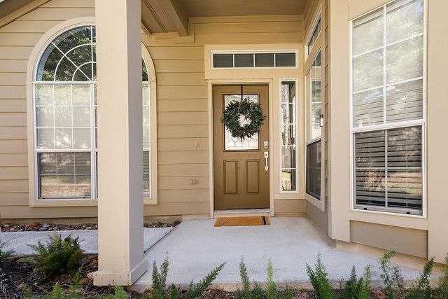 182 N Valley Oaks Circle, The Woodlands, TX 77382