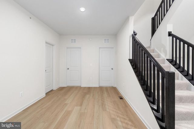 2542 NEABSCO COMMON PL, Woodbridge, VA 22191