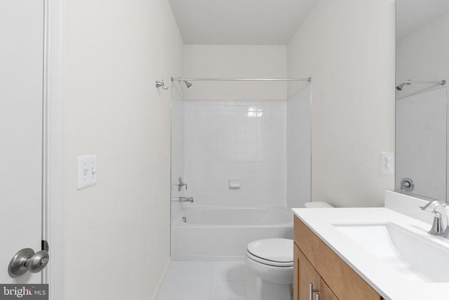 2542 NEABSCO COMMON PL, Woodbridge, VA 22191