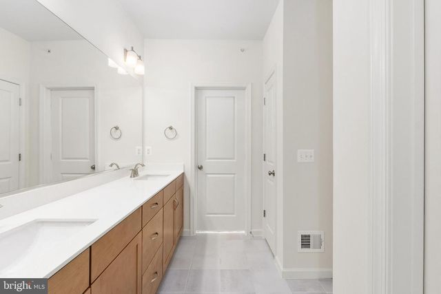 2542 NEABSCO COMMON PL, Woodbridge, VA 22191