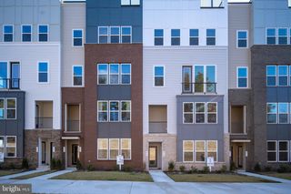 2542 NEABSCO COMMON PL, Woodbridge, VA 22191