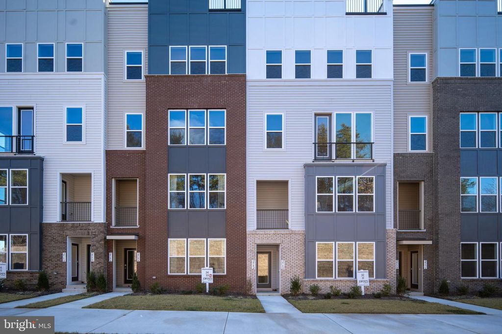 2542 NEABSCO COMMON PL, Woodbridge, VA 22191