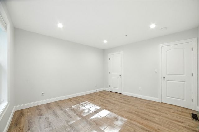 2 Sabrina Way C, Agawam, MA 01001
