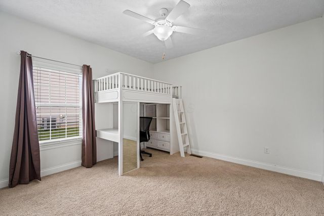 2073 Lincolnshire Drive, Beavercreek, OH 45434