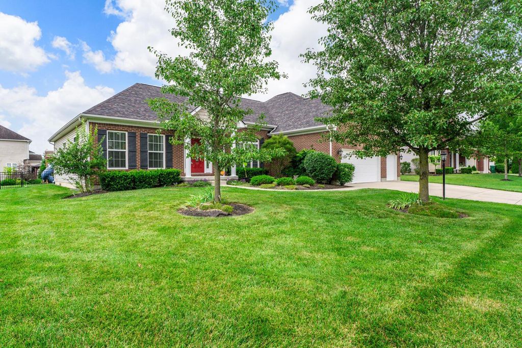 2073 Lincolnshire Drive, Beavercreek, OH 45434