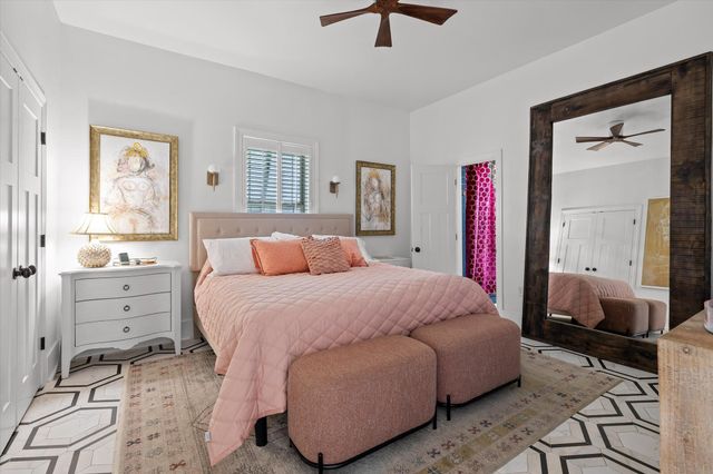 1710 S Holtzclaw Avenue, Chattanooga, TN 37404
