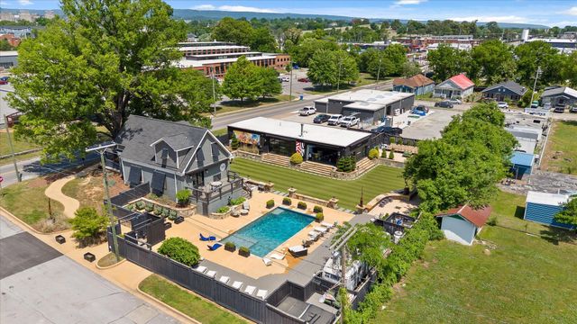 1710 S Holtzclaw Avenue, Chattanooga, TN 37404