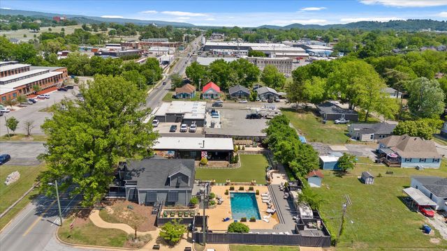 1710 S Holtzclaw Avenue, Chattanooga, TN 37404