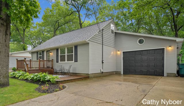 14870 Sharon Avenue, Grand Haven Twp, MI 49417