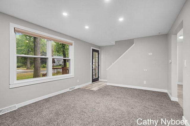 14870 Sharon Avenue, Grand Haven Twp, MI 49417