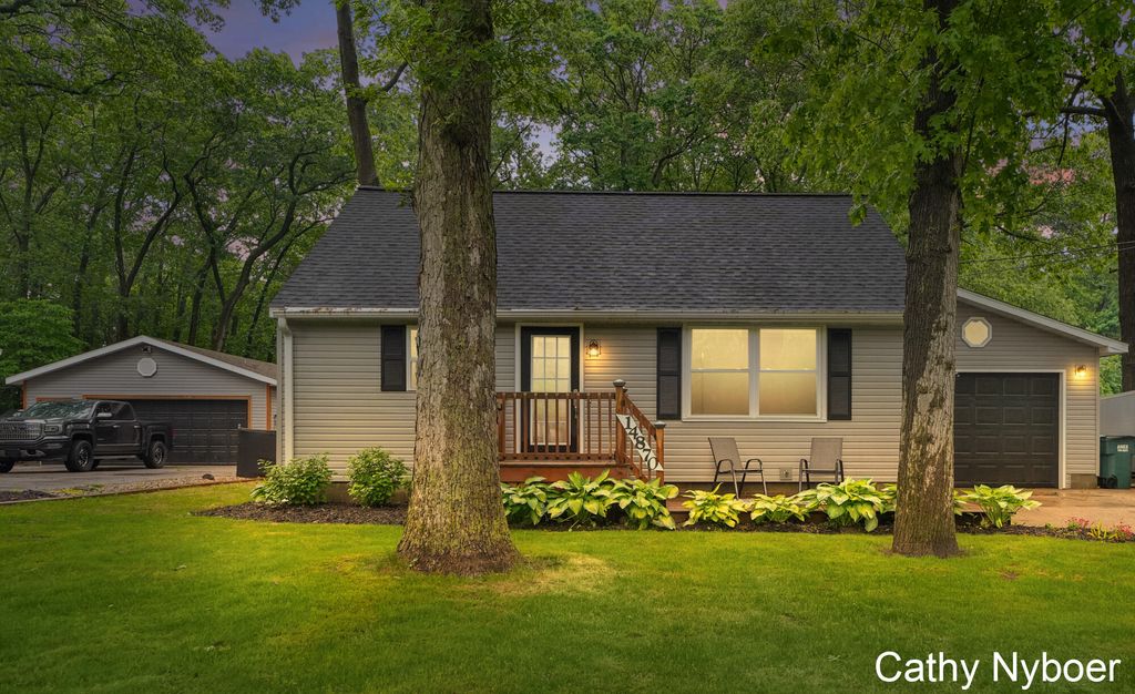 14870 Sharon Avenue, Grand Haven Twp, MI 49417