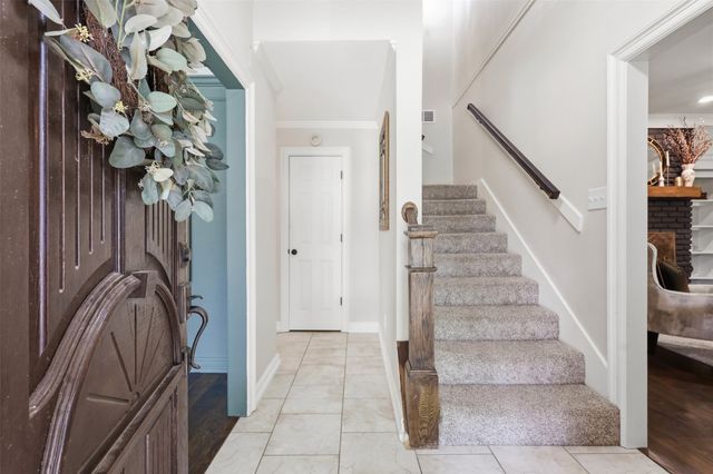 6405 Amicable Drive, Arlington, TX 76016