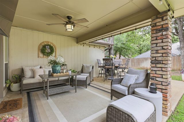 6405 Amicable Drive, Arlington, TX 76016