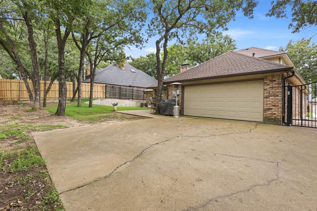 6405 Amicable Drive, Arlington, TX 76016