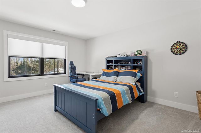 3 Cardinal Way, Yorktown Heights, NY 10598