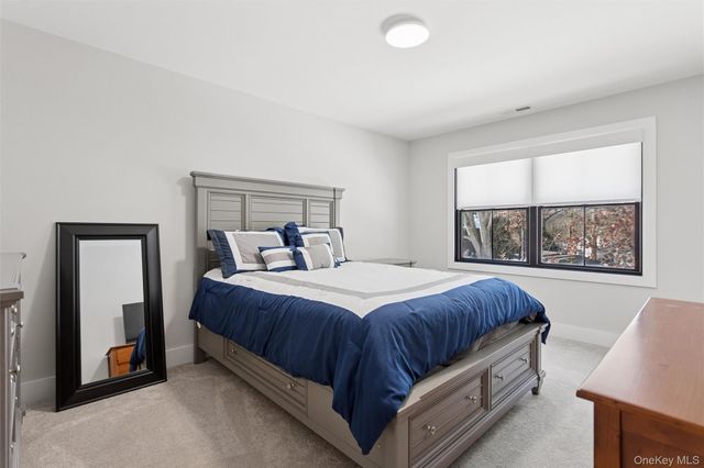 3 Cardinal Way, Yorktown Heights, NY 10598