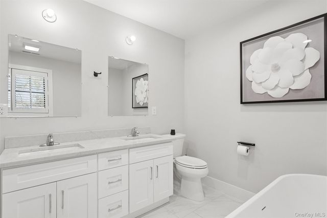 3 Cardinal Way, Yorktown Heights, NY 10598