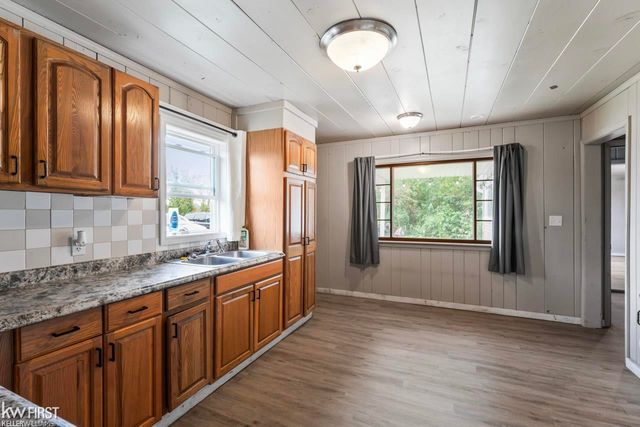 9417 N State Road, Forest Twp, MI 48463