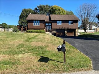 272 Finnin Rd., Allegheny Twp, PA 15068