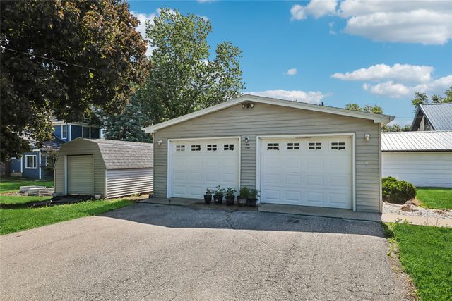 1317 3rd Avenue, Grinnell, IA 50112