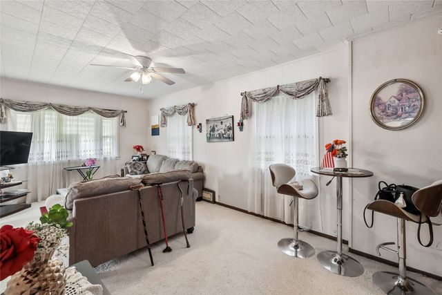 1317 3rd Avenue, Grinnell, IA 50112
