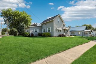 1317 3rd Avenue, Grinnell, IA 50112