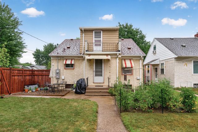 1156 Englewood Avenue, Saint Paul, MN 55104