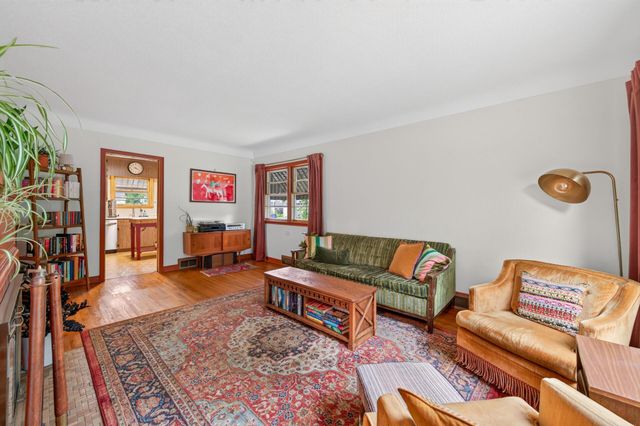 1156 Englewood Avenue, Saint Paul, MN 55104