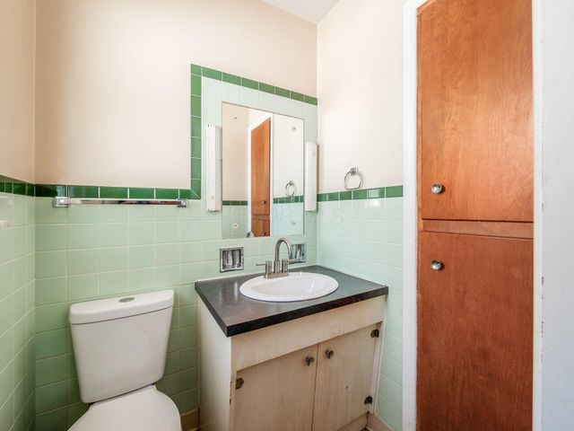 4200 Colby Avenue, Columbus, OH 43227