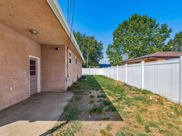 4200 Colby Avenue, Columbus, OH 43227