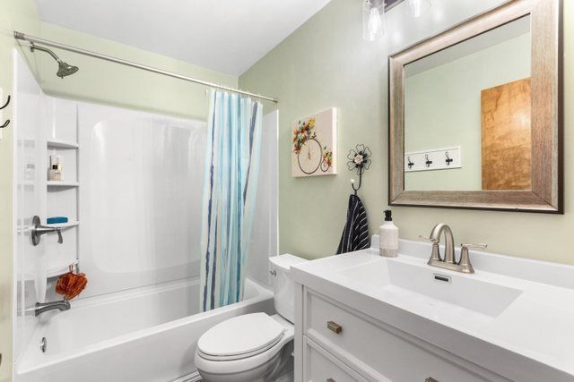 41W580 Rohrsen Road, Elgin, IL 60124