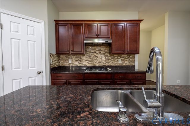 4801 Shellbark Ct, Glen Allen, VA 23059