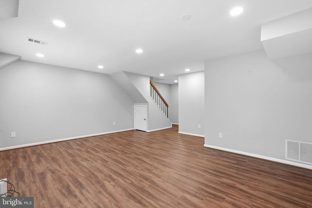 11825 COOPERS CT, Reston, VA 20191