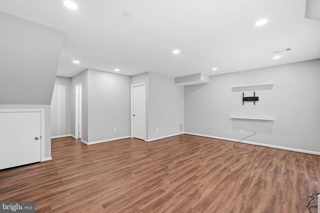 11825 COOPERS CT, Reston, VA 20191