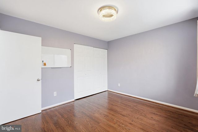 11825 COOPERS CT, Reston, VA 20191