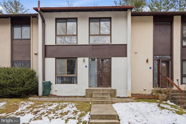 11825 COOPERS CT, Reston, VA 20191